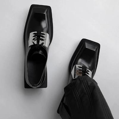 Módní Retro Britský Styl Silná Podrážka Pravá Kůže Boty Dámské Černé Čtvercový Špička Všestranné Niche Design Šněrovací Kovové Zdobení Boty