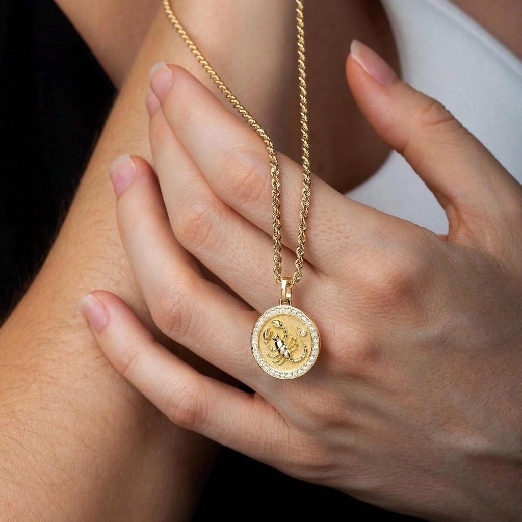 Elegant Gold Color Scorpion Pendant for Women Men Punk Scorpio White Rhinestones CZ Round Pendant Ancient Egypt Amulet Jewelry
