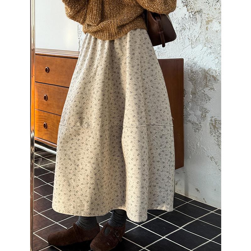 Youge Retro Floral Woolen Mid-Length Skirt with Elastic Waist 860