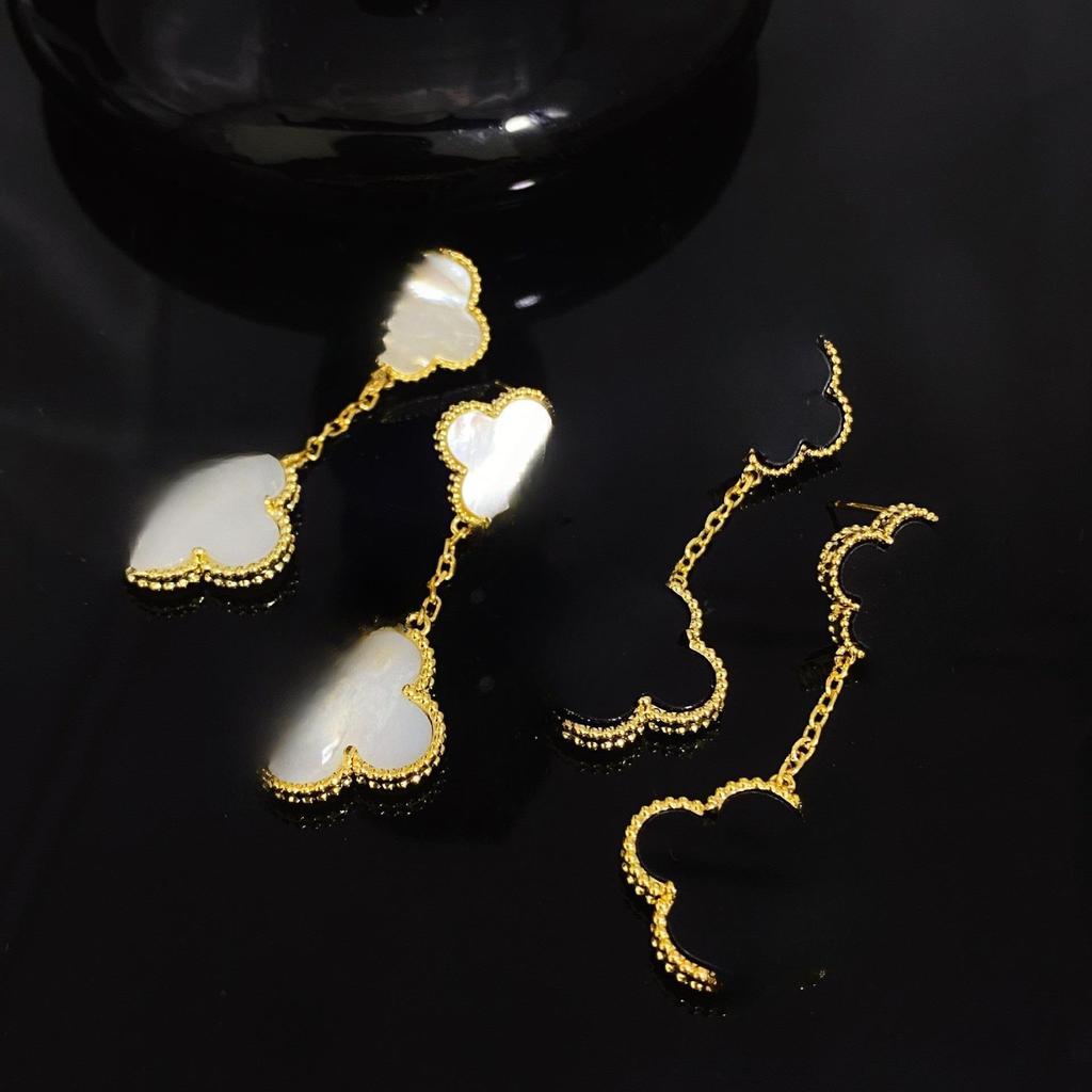 Cercei Exquiziți cu Ciucuri Trifoi cu Patru Frunze Norocos - Declarație de Modă Versatilă