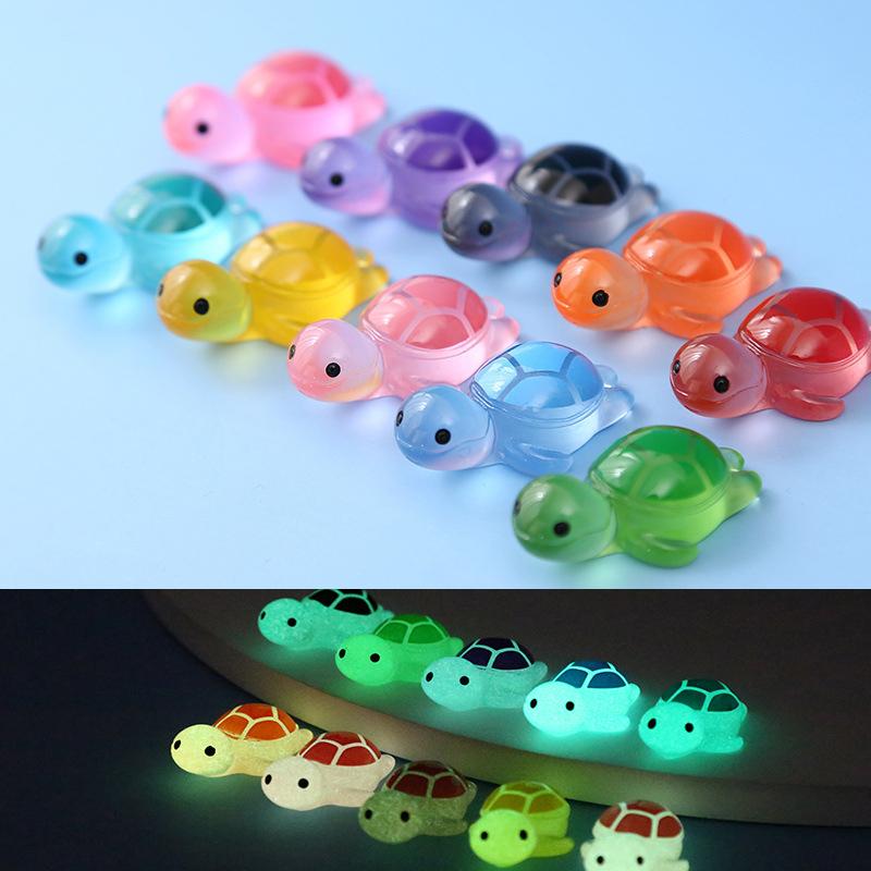 1 Stück Bunte Leuchtende Mini Schildkröte Mikro Landschaft Figur Ornament DIY Leuchtende Schildkröte Miniatur Statue Topfgarten Dekor