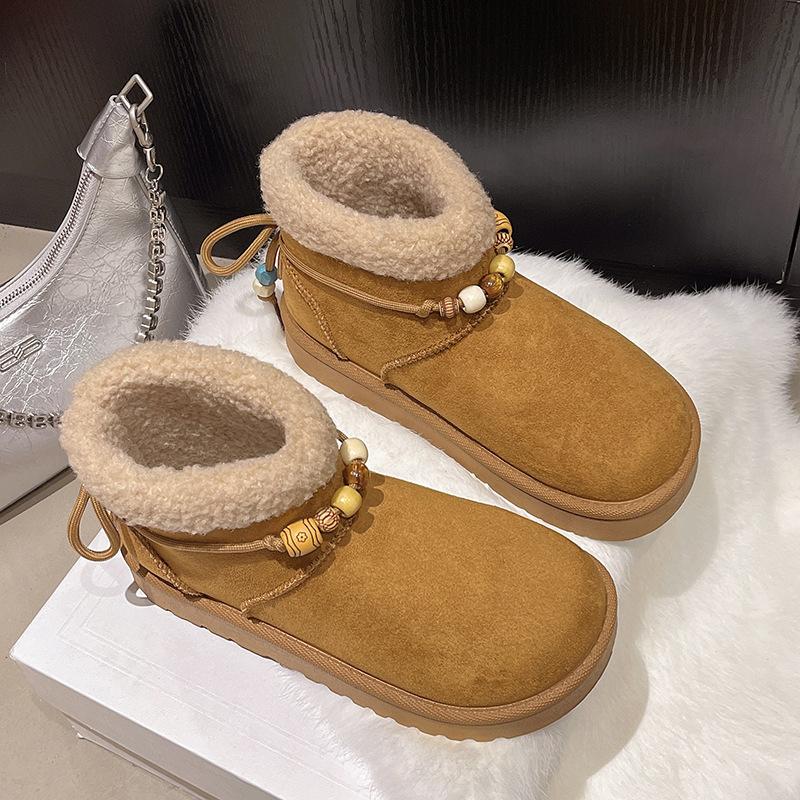 Koreanische Version modische personalisierte Riemen flauschige umgeschlagene Schneestiefel Damen 2025 neu retro dicksohlige Plüsch warme kurze Stiefel
