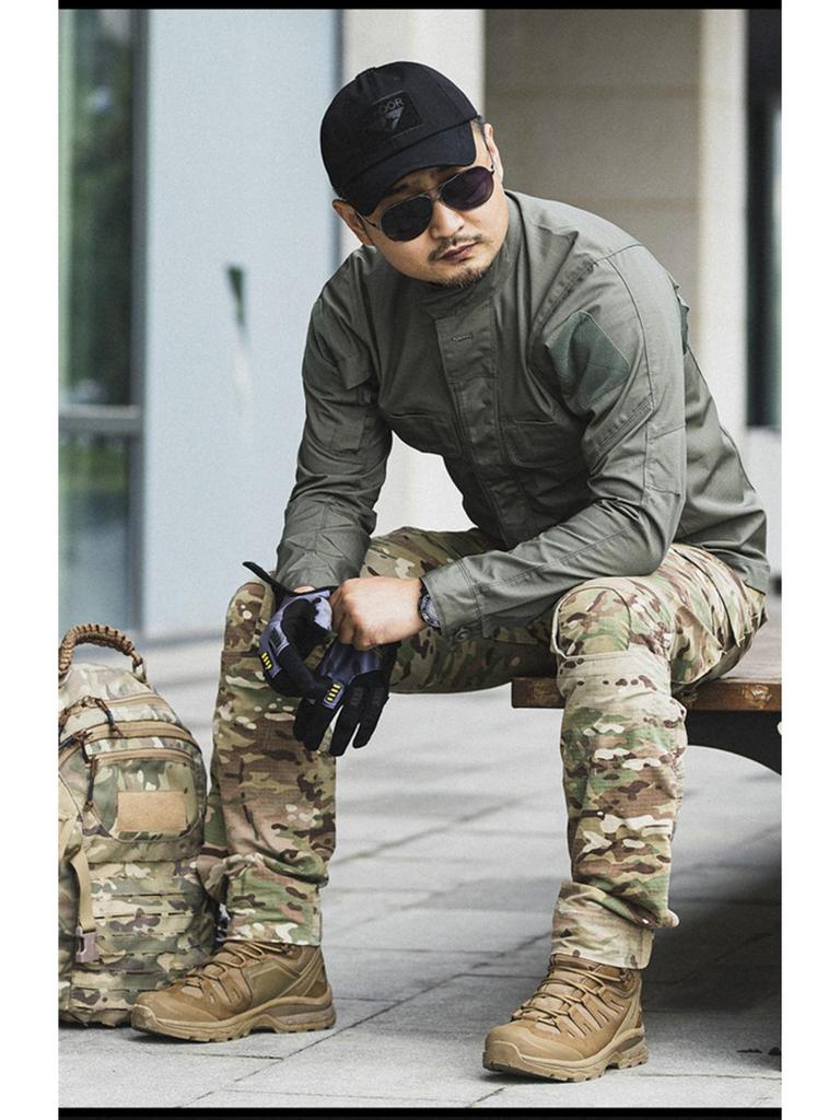 Men's Waterproof Tactical Jacket - Stand Collar, Wear-Resistant, Ideal for Spring/Autumn Outdoor Activities.