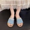 Fashion Fashion Tassel Decorated Flat Heel Outdoor Slippers Women 2025 Summer Luxury Glitter Pearl Chain Beach Sandals Soft Sole Slides