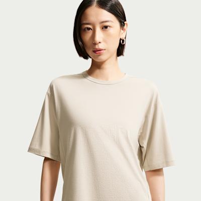 Nike Dri Fit Quick Dry T Shirts Women s Crew Neck Moderate S