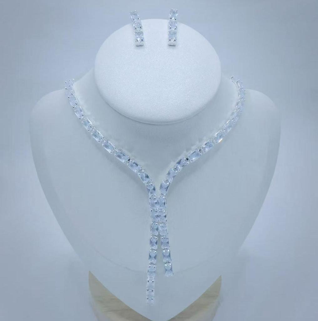 Elegantní mezikontinentální svatební souprava náhrdelníku a náušnic s kamínky