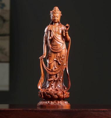 Hölzerne Buddha-Statue von Seishi Bodhisattva im Jahr des aus Rosenholz gefertigt Höhe x 6 cm Schutzgottheit des Tierkreises und Beschützer des (geboren