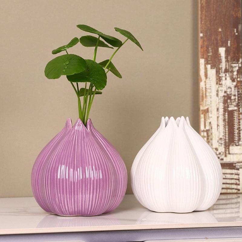 Handgefertigter Zwiebelform Keramiktopf Dekorativer Blumentopf für Wohnzimmer oder Arbeitszimmer Stabile Oberflächen Leicht zu pflegen