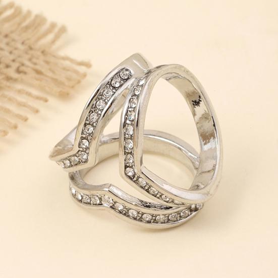 Scarf Button Three-Ring Design Rhinestones Inlaid Scarf Buckle Korean Style Scarves Shawls Scarf Fastener Jewelry Accessory