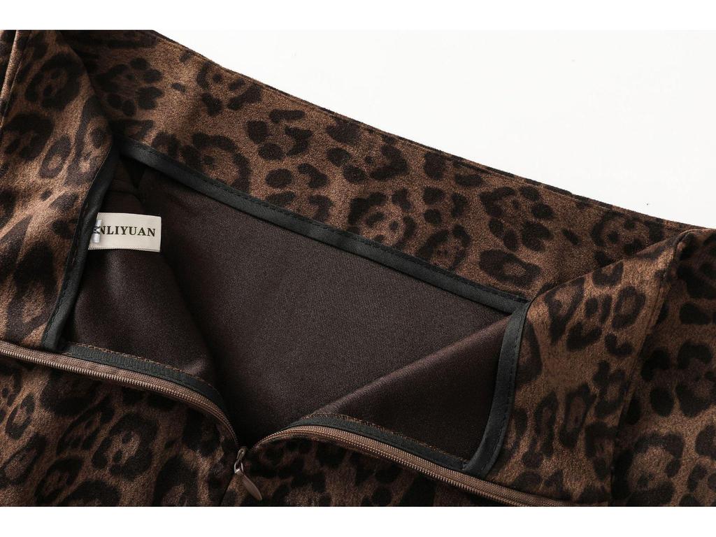 Autumn/Winter 2025 Retro Leopard Suede Fishtail Skirt - Slimming and Versatile Fashion Staple