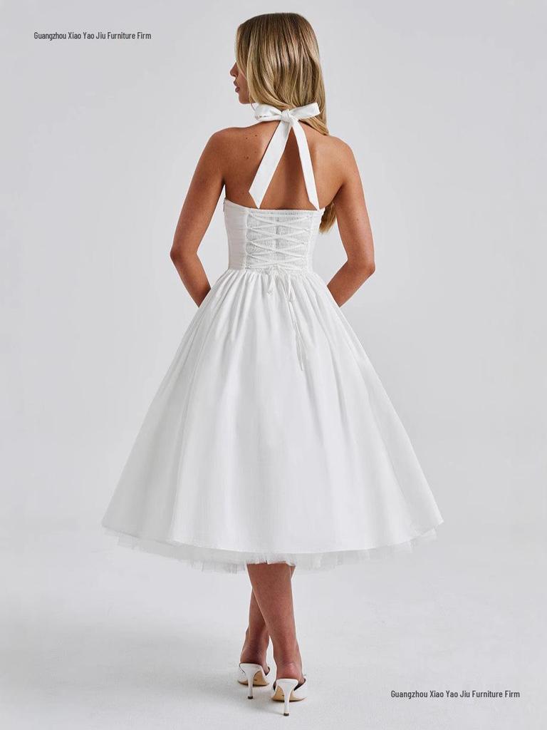 Damen-Abendkleid mit voluminösem Rock und Schnürung