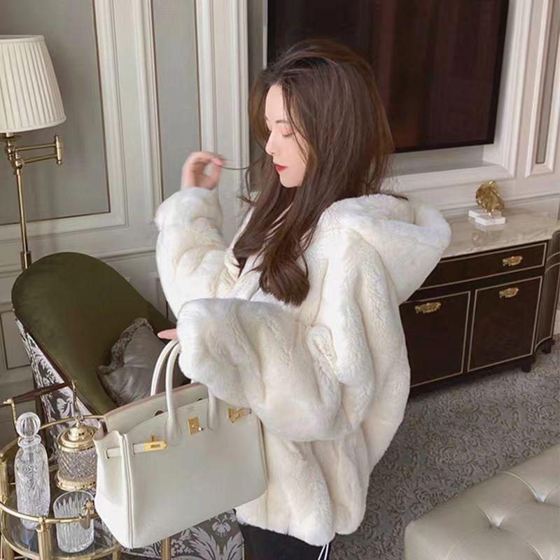 Imitation fur women's imitation lamb wool coat autumn and winter light new imitation Rex rabbit fur top fluffy short