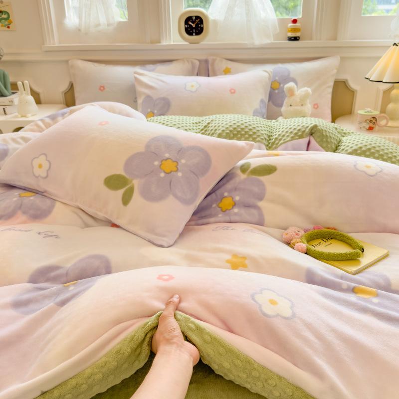 Milk Fleece Four-piece Dormitory Three-piece Set Thickened Quilt Cover Bedding