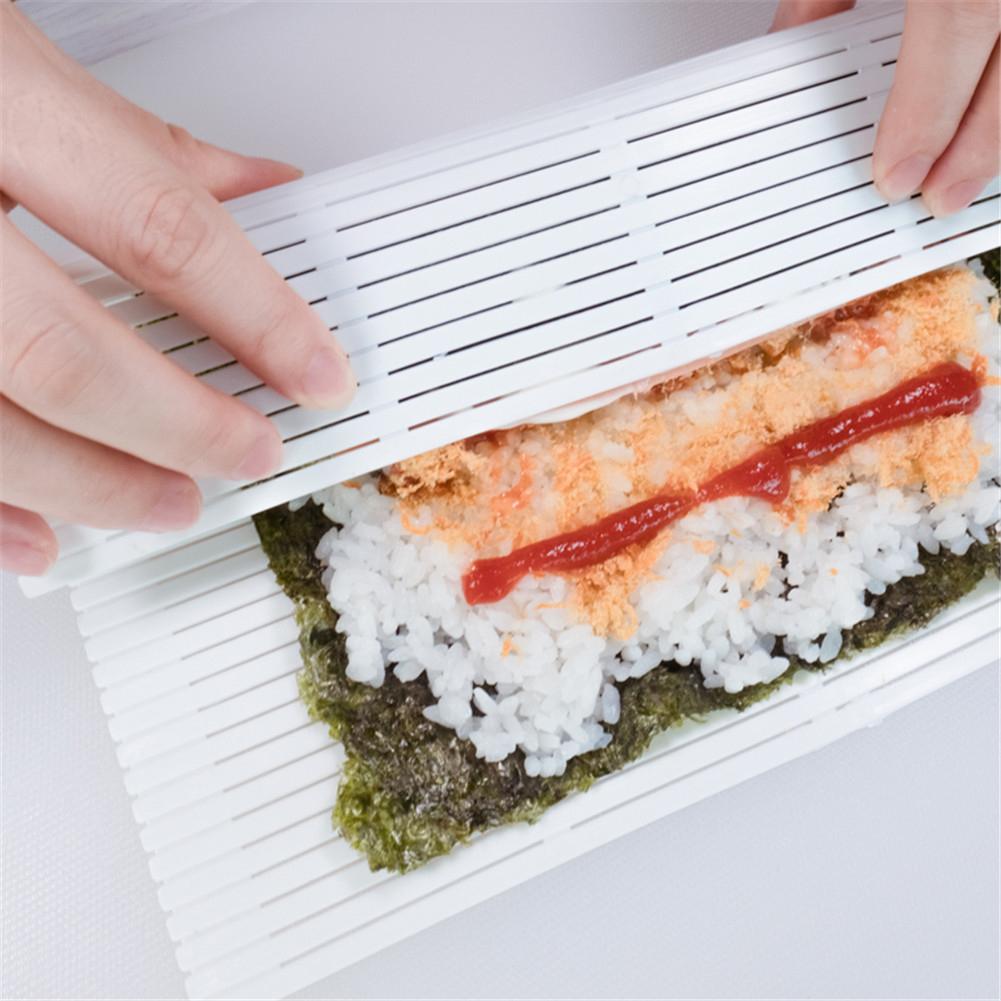 Nonstick Sushi Roller Maker PP Plastic Rolling Mat Picnic Lunch Tool Washable Reusable