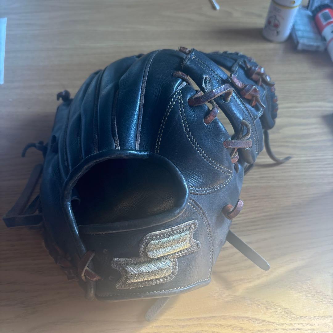 Used SSK dark brown leather hardball glove
