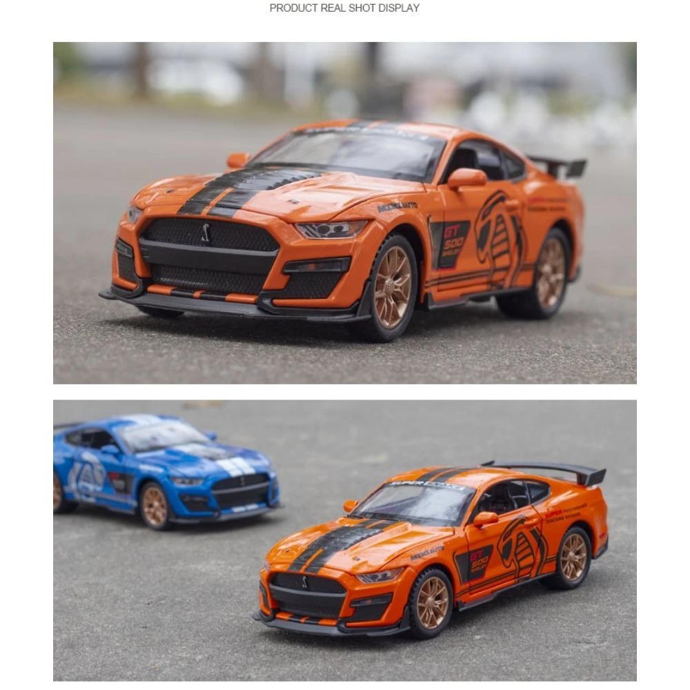 1/32 Ford Shelby GT500 Toy Car for Children Diecast Metal Miniature Model Pull Back Sound & Light Collection Gift Kid Boys