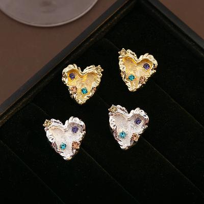 Cold Wind Wrinkled Love Stud Earrings, Simple And Advanced Irregular Metal Diamond Stud Earrings