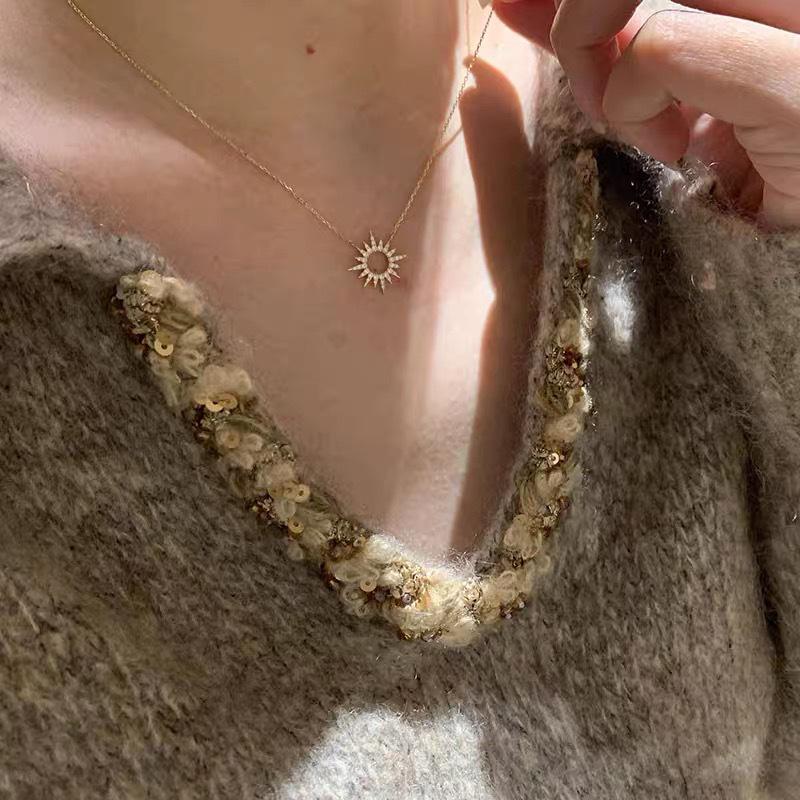 S925 Diamond Sunflower Necklace - Chic Light Luxury Clavicle Chain for Women, Skin-Whitening, Non-Fading