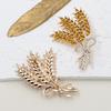 Elegant Gold Wheat Ear Brooch: Women's Anti-exposure Corsage Pin for Suit Coats