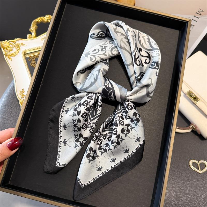 Sunscreen Headscarf Women's Sense Neck Small Square Scarf Retro Shawl Scarf Totem Silk Scarf Premium Versatile Square Scarf Printing