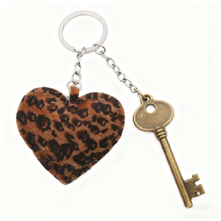 Portachiavi a forma di cuore con stampa leopardata decorativa, ciondolo da appendere alla borsa in pelle PU per progetti fai-da-te, personalizzazione della casa