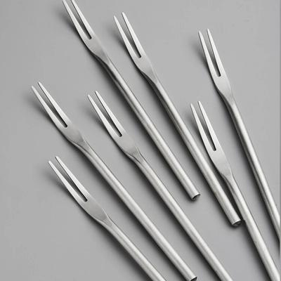 304 Stainless Steel Fruit Fork Solid Round Stick Small Fork High Appearance Level Household Long Handle Fruit Cake Dessert Fork