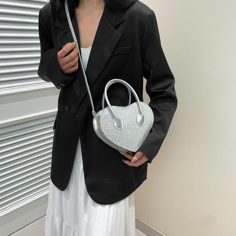New love bag fashionable and simple shoulder bag versatile commuter messenger bag 2025 spring and summer niche handbag bag women