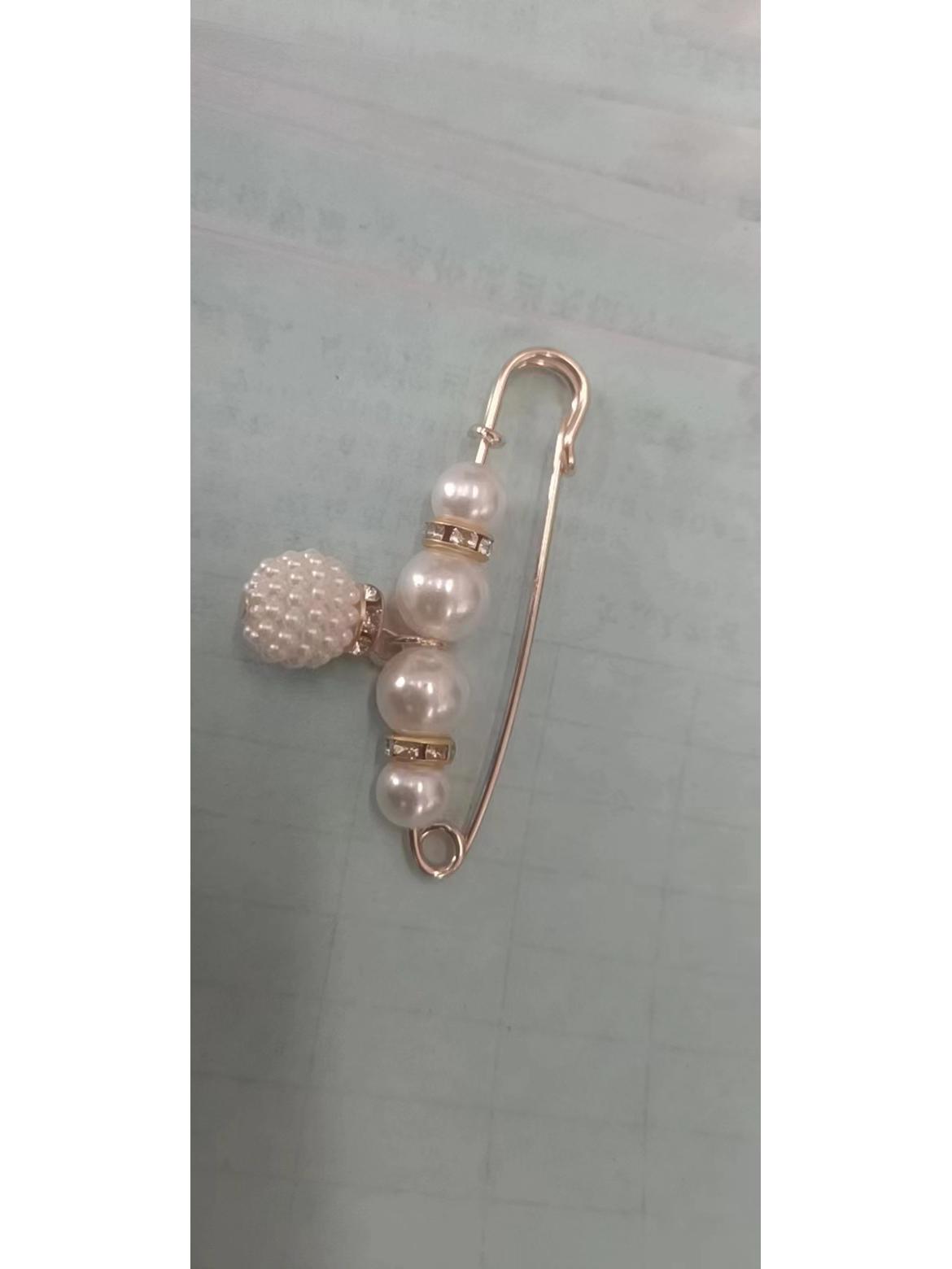 

Пряжка для ремня с пином: Регулируемая брошь от оголения для брюк и юбок