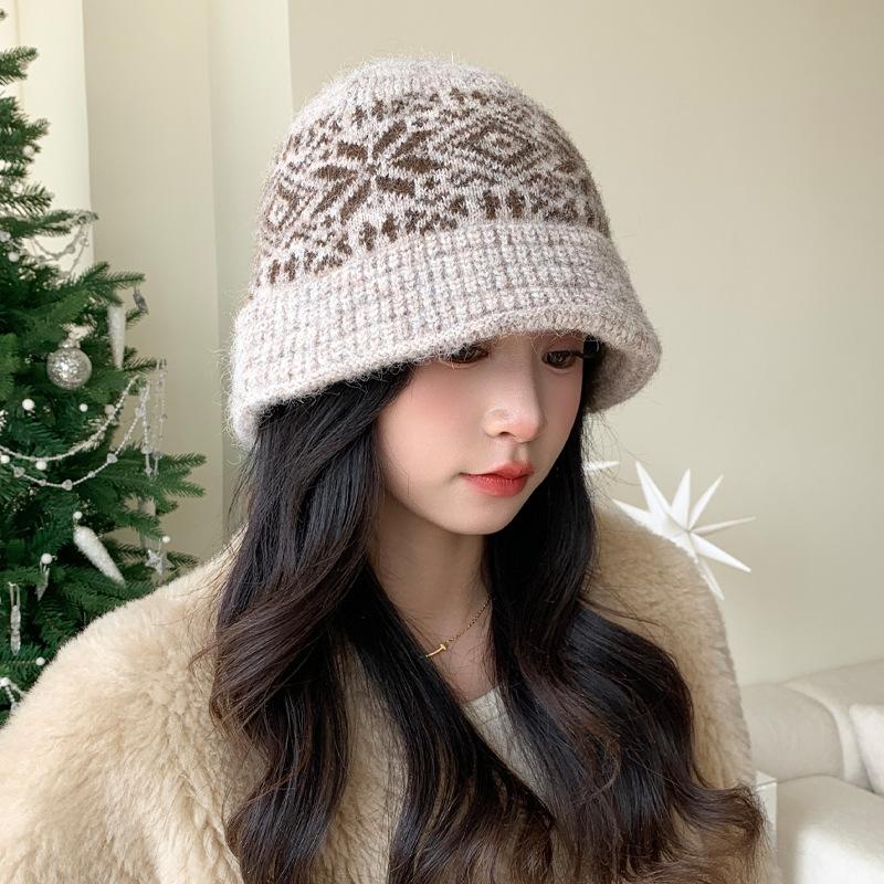 FallSeason and ColdSeason Style Snowflake Knitted Fisherman Hat Korean Versatile Cold Proof and Warm Hat Outside DailyWear Big Head Hat Women