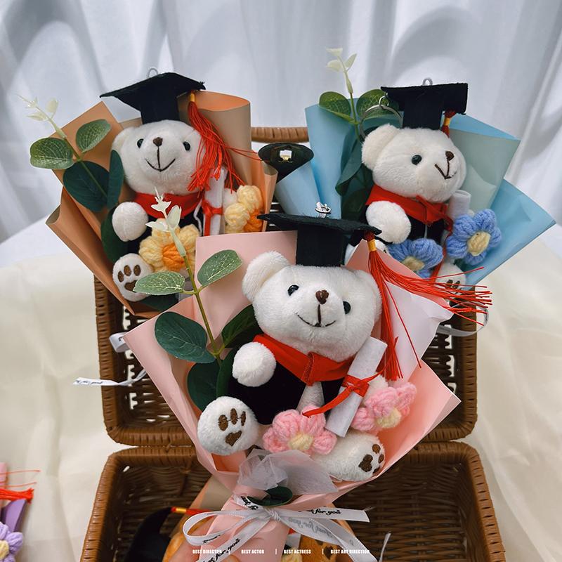Mini Dr Bear Flower Bouquet Artificial Flowers Mother's Day Gift Flowers Handmade Knitting Flower for Graduation Birthday Decor