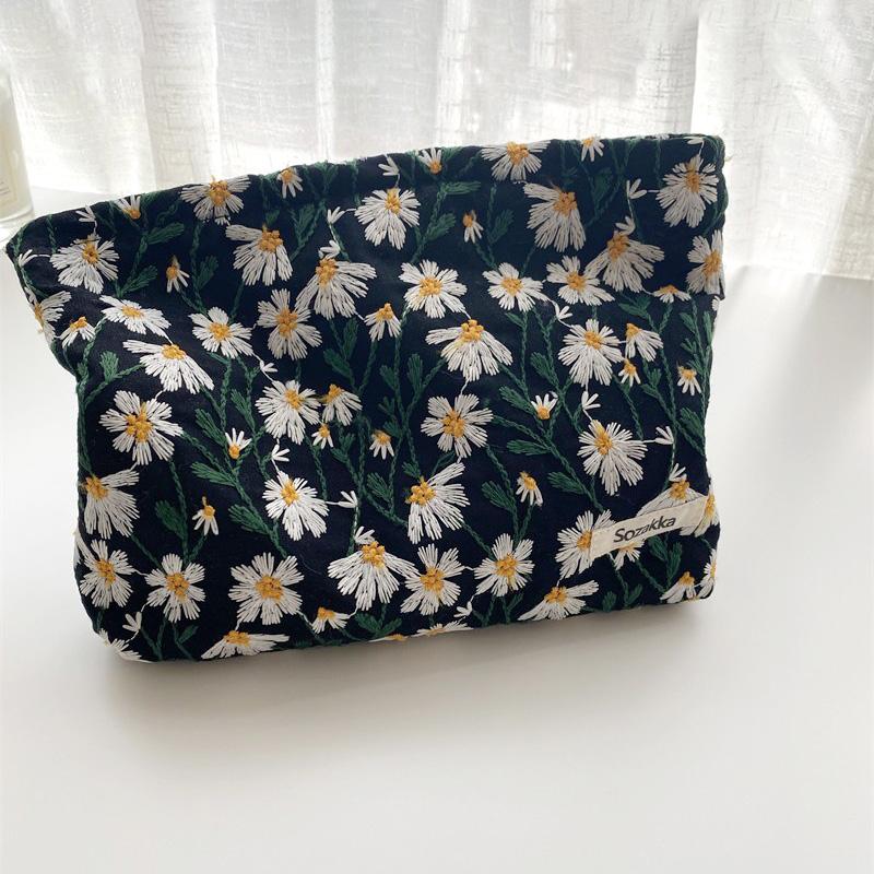 Embroidery Florals Storage Organizer Cosmetics Makeup Bag Toiletry Large Capacity Beauty Case Travel Portable Wash