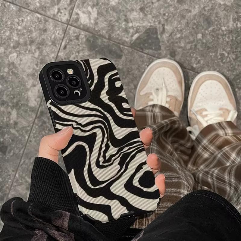 NEW Zebra Stripe Wrinkle Phone Case For iPhone 13 12 11 14 15 16 17 Pro Max Mini 16 Plus 17 Air Silicone Shockproof Full Cover