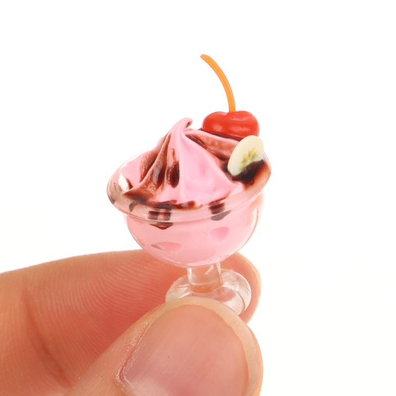 1Pcs Dollhouse Simulation Cherry Cream Cup Ice Cream Cup Mini Model Ornament Toy Dollhouse Miniature Accessories Decoration Toy