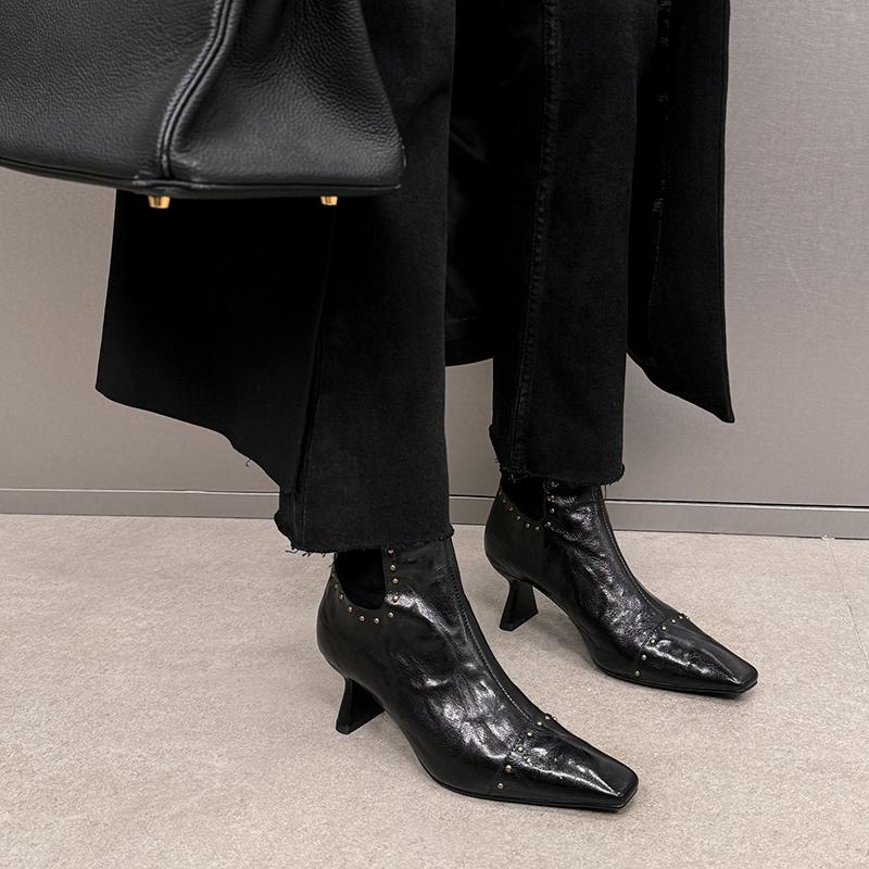 Fashion Women's new autumn and winter pointed leather sheepskin metal rivet high-heeled plus size and calf zipper fashion short boots