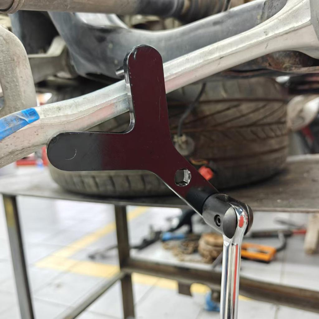 Metal Car Suspension Arm Detachment Tool Lower Control Arm Extractor Tool for Professional Mechanics & DIY Enthusiasts