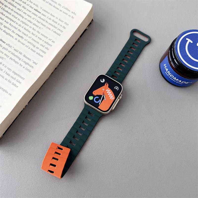 Silicone Loop Magnetic Strap For Apple Watch Band 44mm 40mm 45mm 49mm 41mm 38mm 42mm Bracelet iWatch Series 8 3 5 4 SE 6 7 Ultra