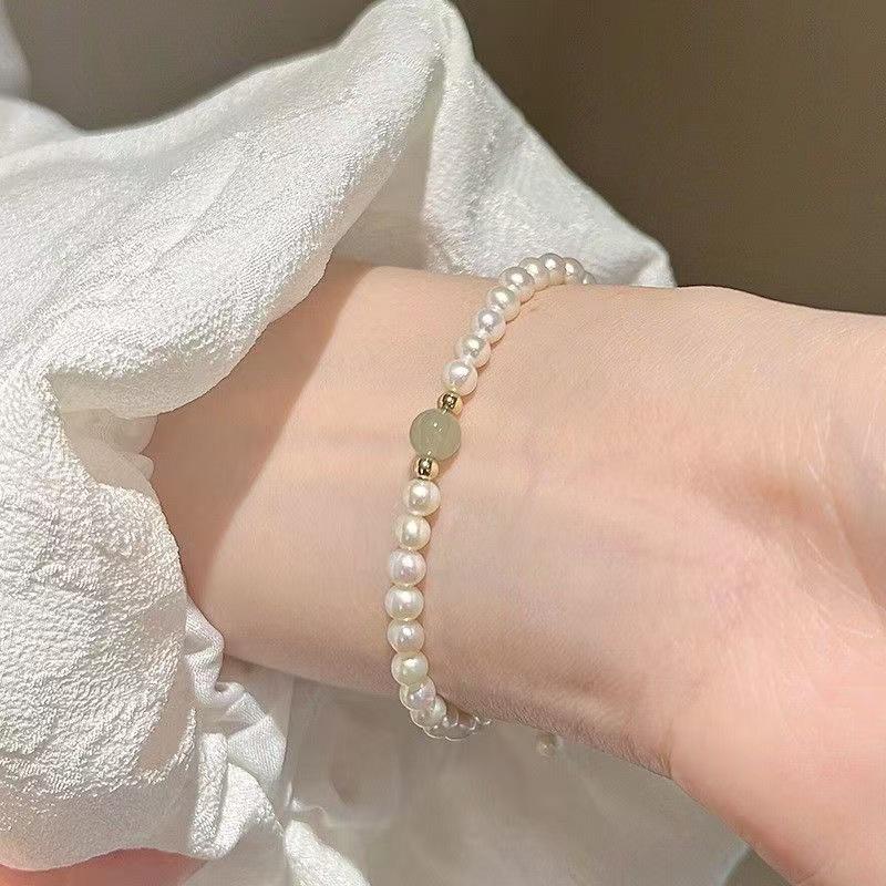 Elegant Light Luxury Hetian Jade Bracelet with Fu Character - Exquisite Gift for Women