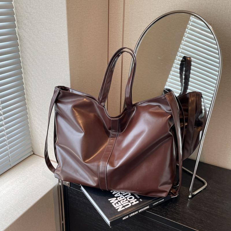 New literary and retro versatile shoulder bag women's casual simple commuting large-capacity tote bag portable large bag