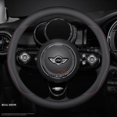 Accesorii pentru interiorul mașinii – Mânere şi huse pentru volan