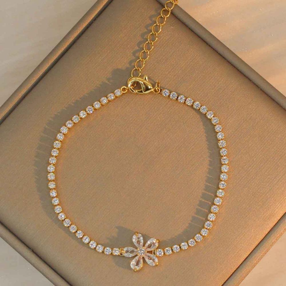 Necklace Women Do Not Fade Summer Small Cute Temperament Titanium Steel Necklace Versatile High-end Jewelry Simple Collarbone Chain