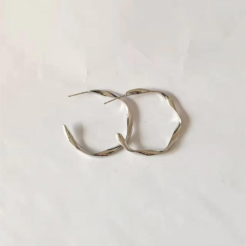 New Wide C-shaped Women's Dangle Earrings Gold Color Metal Geometric Statement Female Punk Fashion Ear Decoration new in