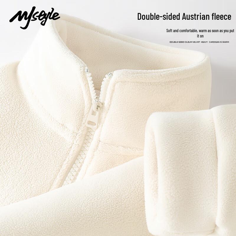 

Женский кардиган-куртка из двухстороннего флиса со стойкой и застежкой на пуговицы M