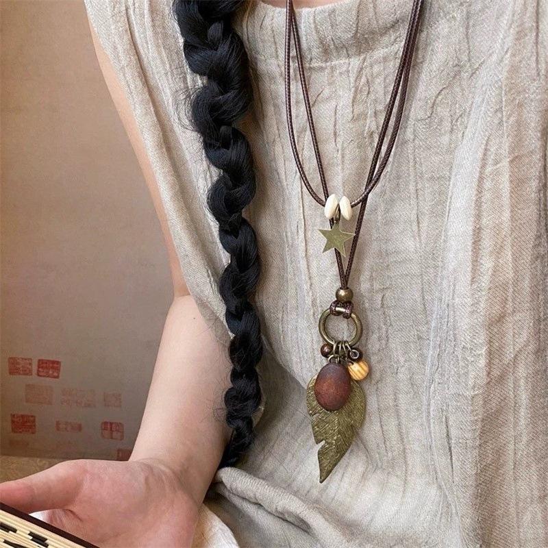 Collier Chaîne Pull Pendentif Floral Ethnique Bohème - Accessoire Unique pour Femme