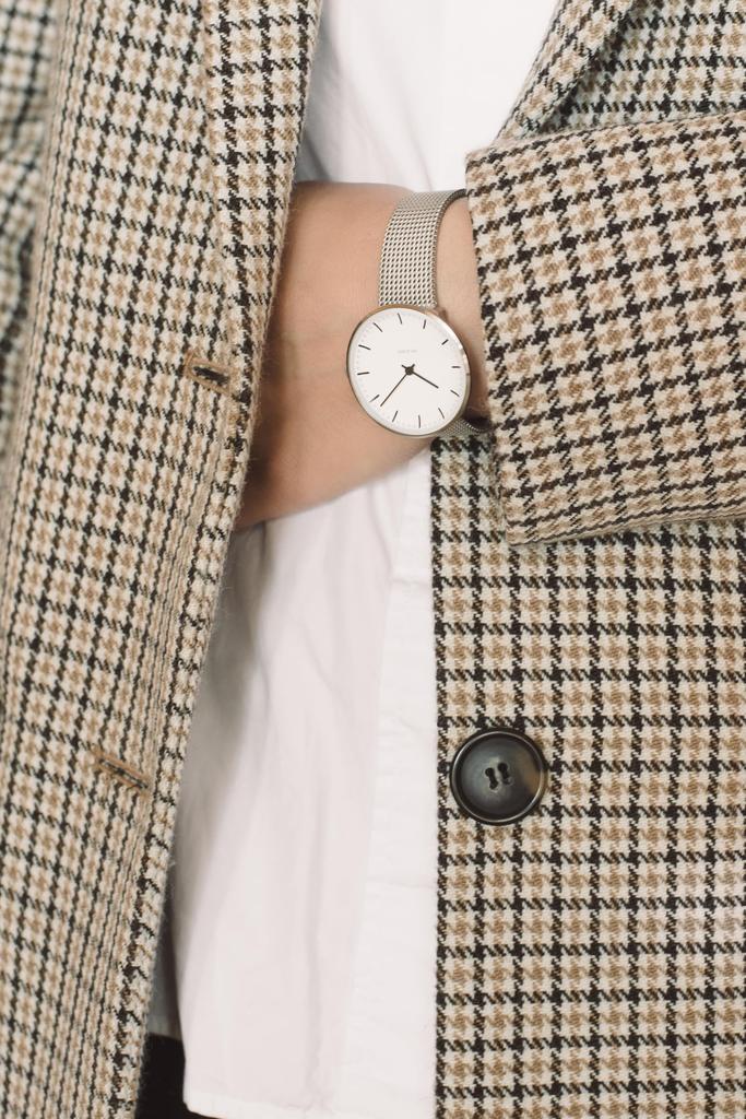 ARNE JACOBSEN CITYHALL 53201-1608 Wristwatch, 34mm, Scandinavian Design, Water Resistant (Quiet Design with No Second Hand), White with Silver Mesh