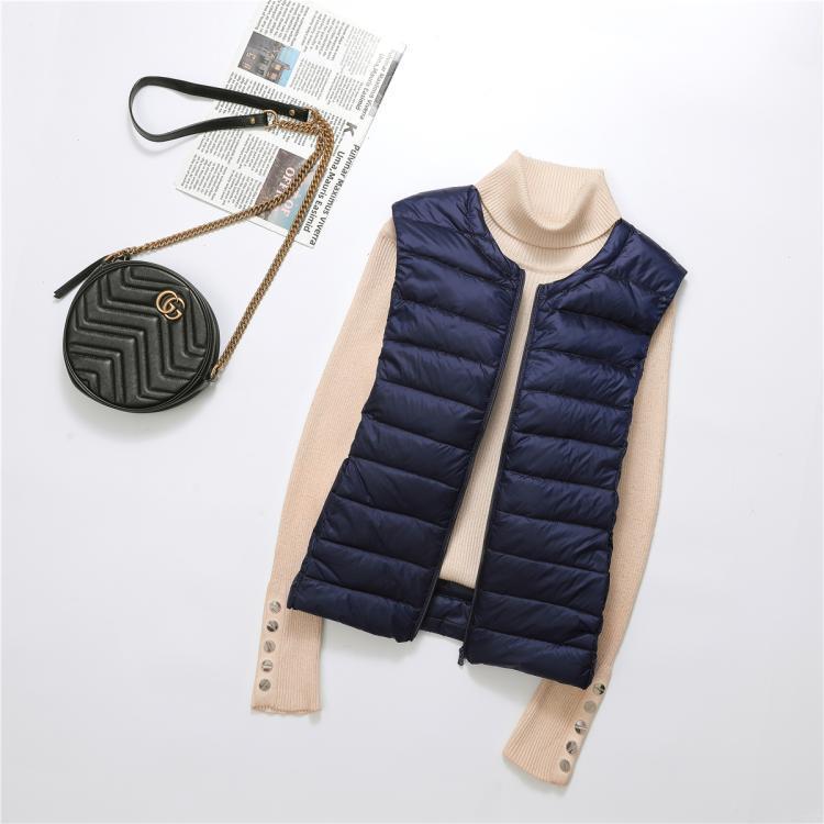Plus Size Lightweight Feather Vest, Collarless Sleeveless Outerwear, Extra Large 3XL