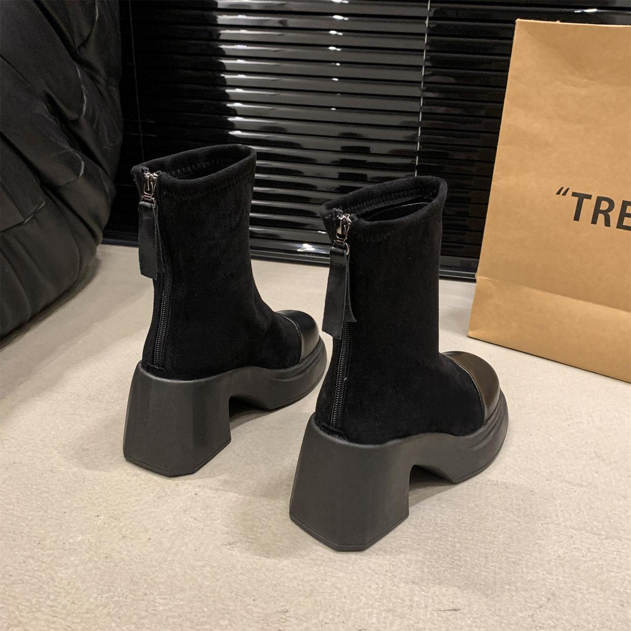 

Retro thick-soled round head medium heel short boots women s autumn 2025 new real soft leather waterproof table single boots thick heel Martin boots 35