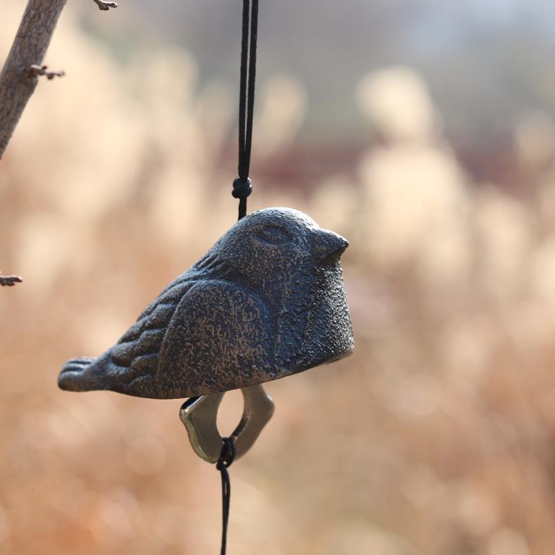 Asian Style Cast Iron Wind Chime: Retro Outdoor Balcony or Camping Ornament Bell