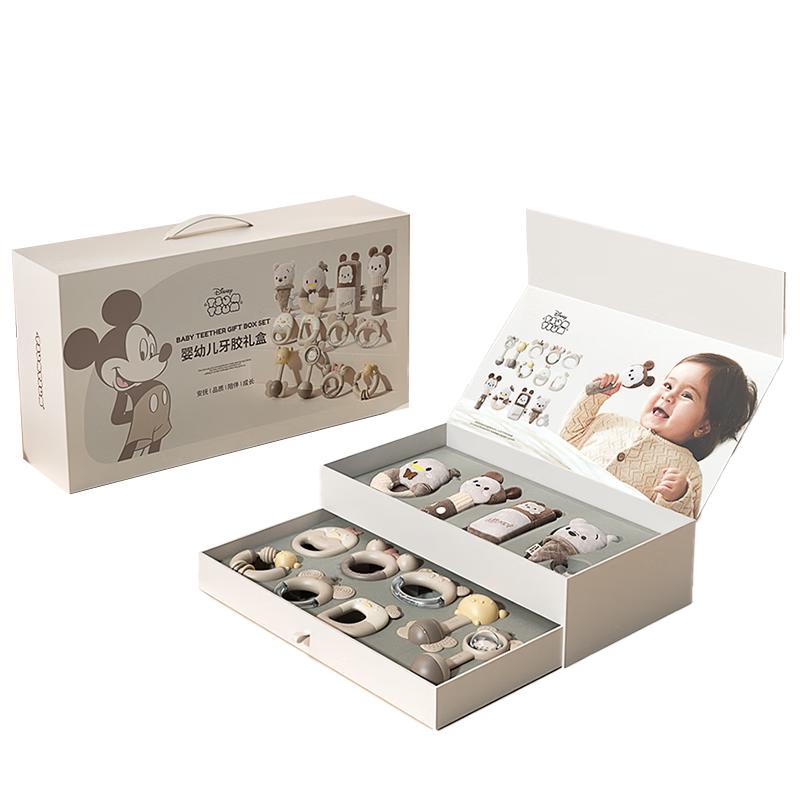 

Подарочный набор прорезыватель и погремушка Disney Baby