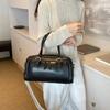 Retro Portable Bowling Bag Women'S Season Simple Casual Commuting Versatile Shoulder Messenger Bag