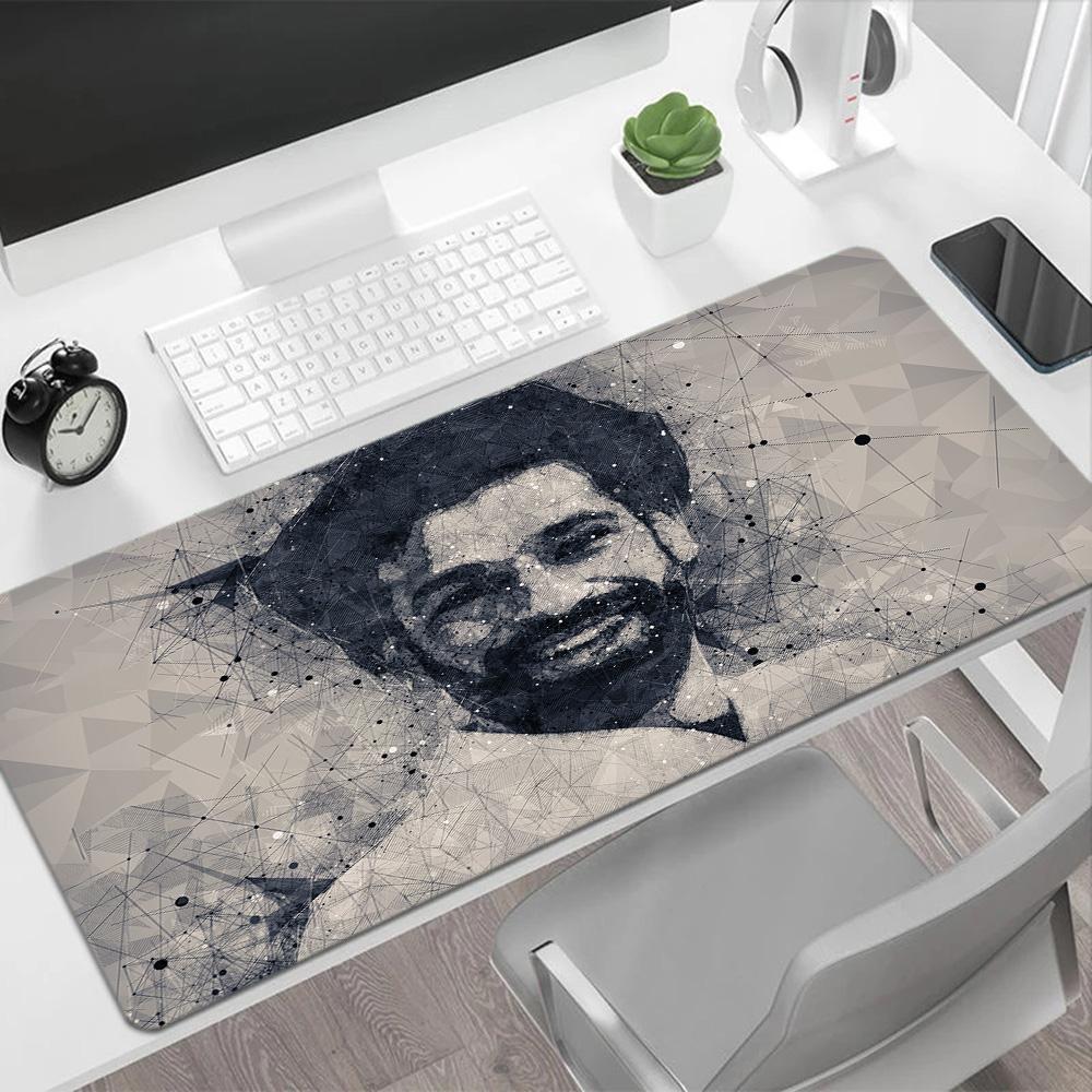 Abstract Portrait Design Large Mouse Pad Gaming Laptop Mouse Pad Computer Desk Mat Non-Slip Rubber Base Gaming Accessories Ideal Gift for Gamers